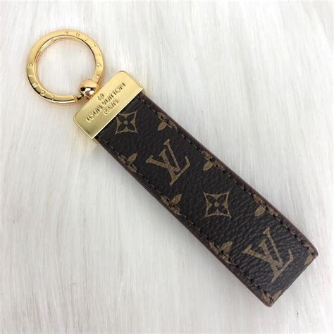 llavero louis vuitton|louis vuitton leather key holder.